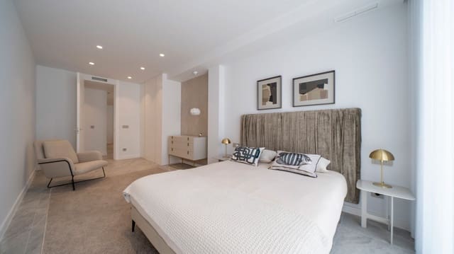 4 bedroom Villa for sale in Finestrat with pool garage - € 1,300,000 (Ref: 8956856)