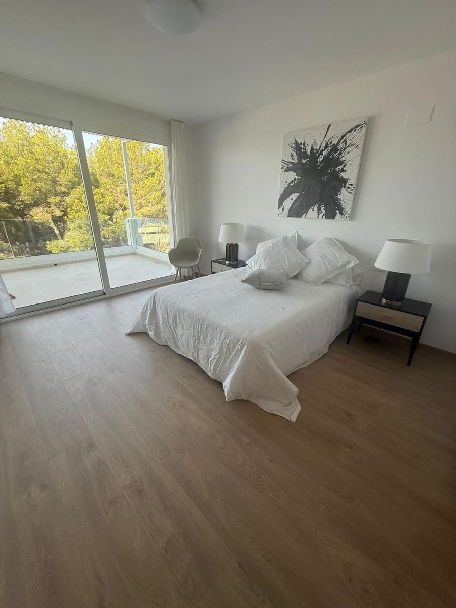 3 bedroom Villa for sale in Altea with pool garage - € 1,650,000 (Ref: 8971895)