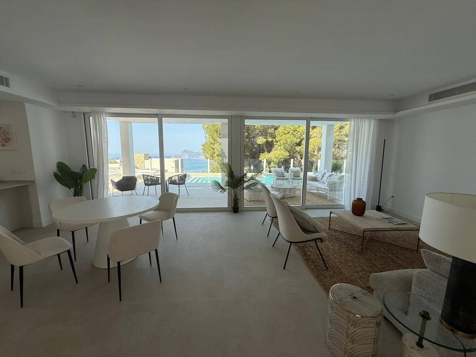 3 bedroom Villa for sale in Altea with pool garage - € 1,650,000 (Ref: 8971895)