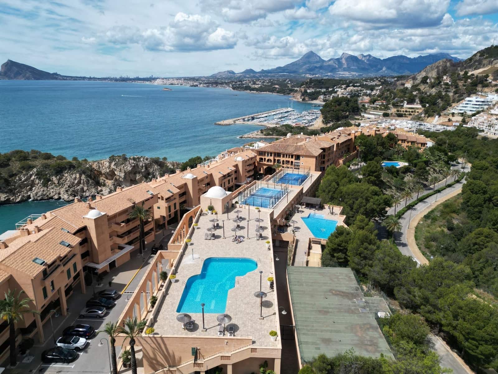 3 slaapkamer Appartement te koop in Altea met zwembad garage - € 650.000 (Ref: 8988049)