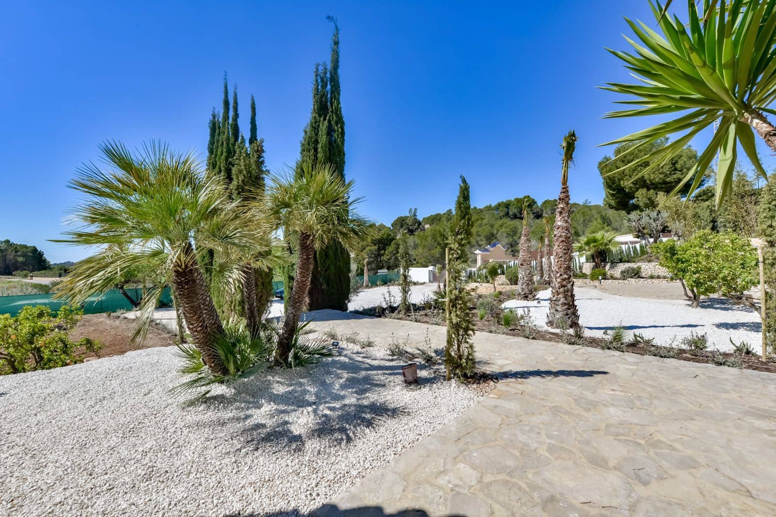 5 bedroom Villa for sale in Altea with garage - € 1,495,000 (Ref: 9006758)