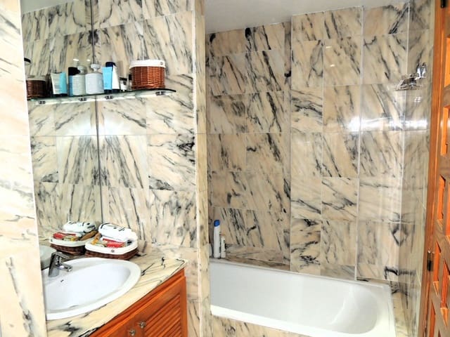 2 soveværelse Lejlighed til salg i Altea med garage - € 535.000 (Ref: 9010440)