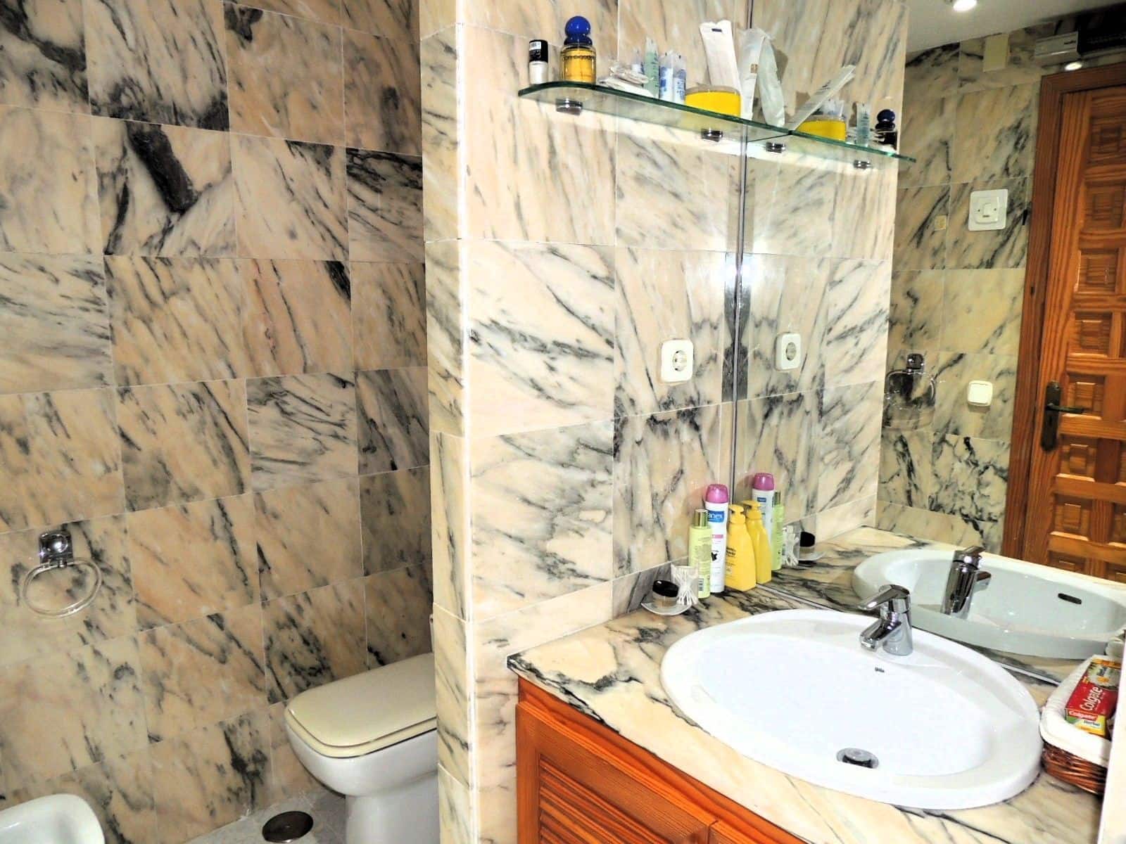 2 bedroom Apartment for sale in Altea with garage - € 535,000 (Ref: 9010440)