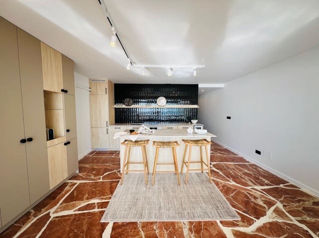 2 soveværelse Lejlighed til salg i Altea med garage - € 595.000 (Ref: 9088461)