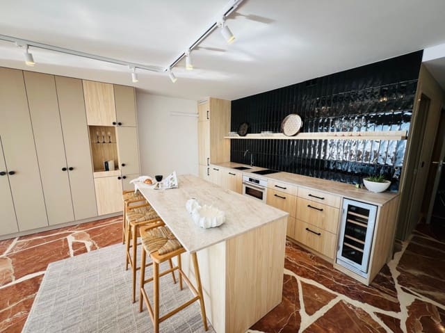 2 soveværelse Lejlighed til salg i Altea med garage - € 595.000 (Ref: 9088461)