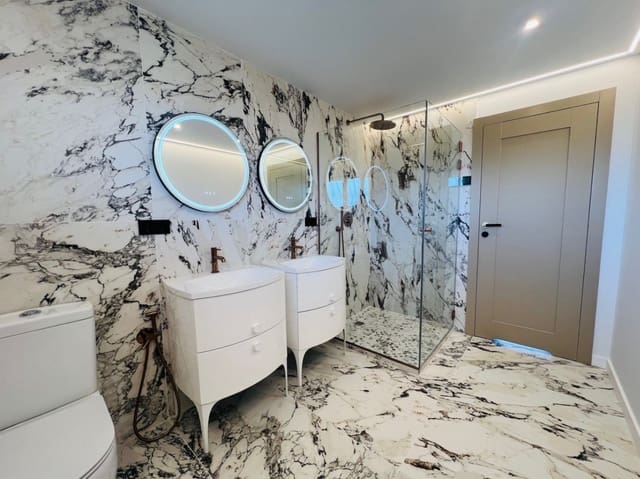 2 soveværelse Lejlighed til salg i Altea med garage - € 595.000 (Ref: 9088461)