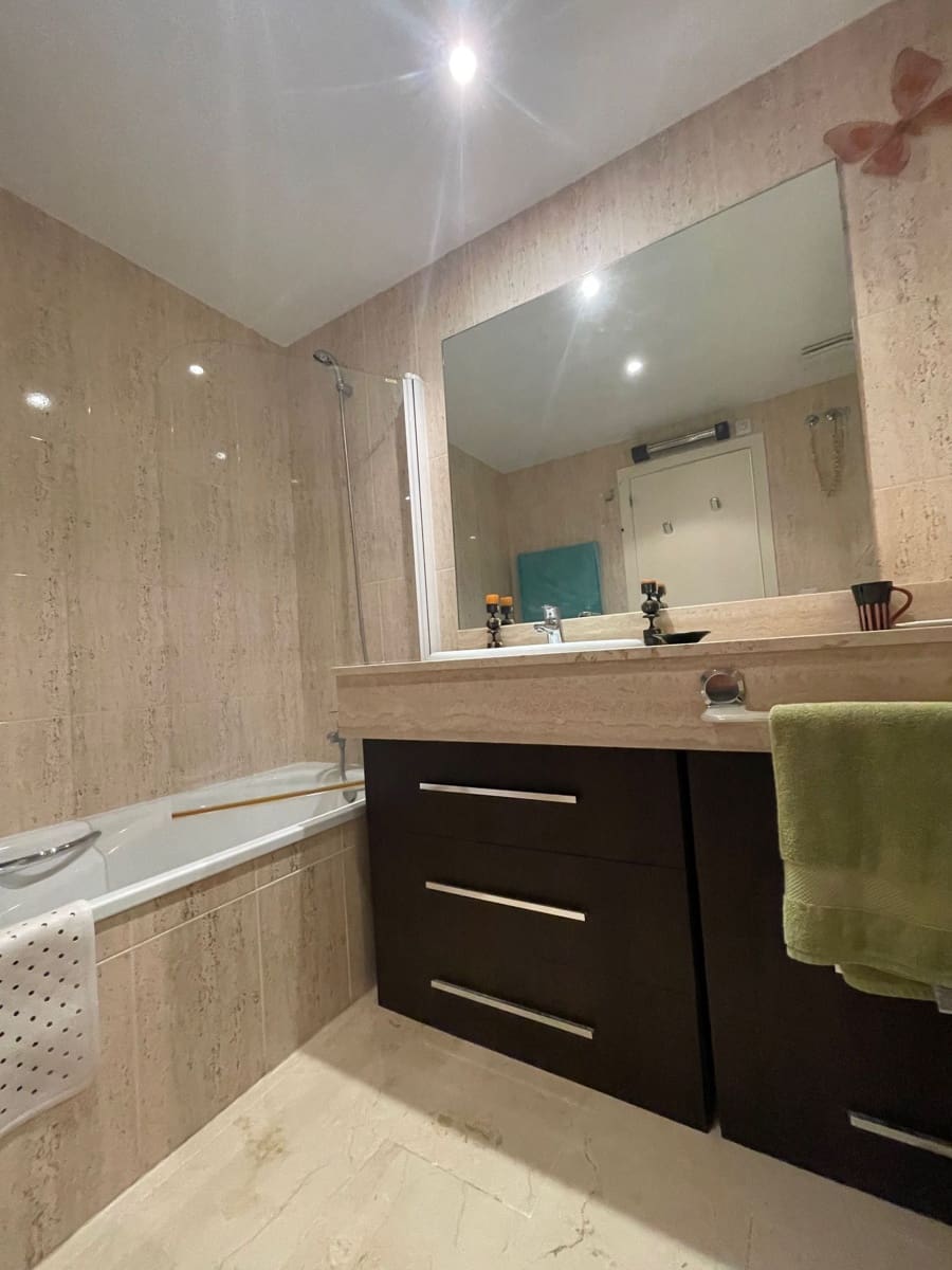 2 bedroom Apartment for sale in Altea with pool garage - € 375,000 (Ref: 9169323)