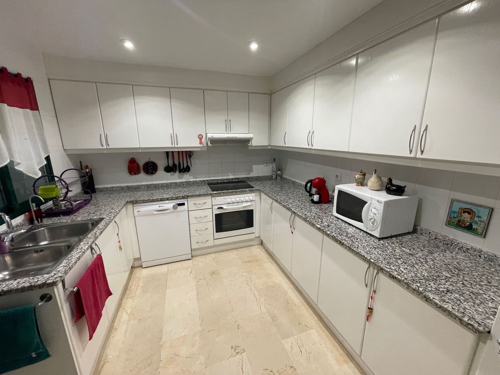 2 bedroom Apartment for sale in Altea with pool garage - € 375,000 (Ref: 9169323)