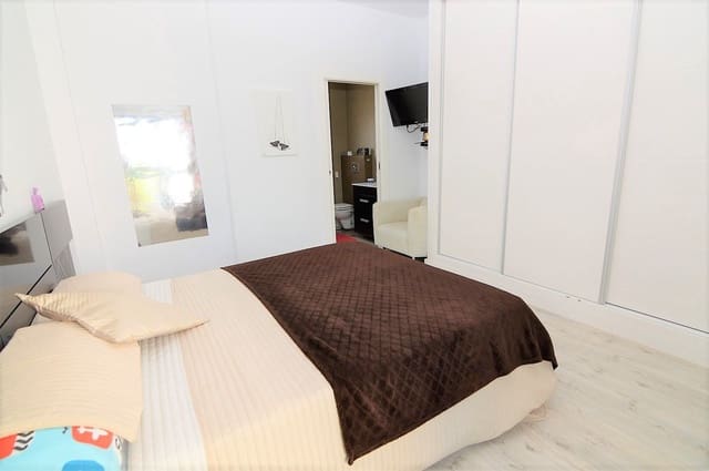 4 Zimmer Villa zu verkaufen in Polop mit Pool Garage - 895.000 € (Ref: 9290990)