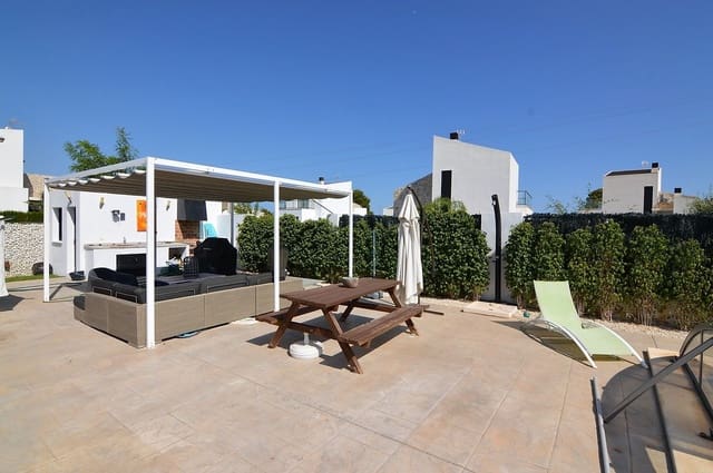 4 Zimmer Villa zu verkaufen in Polop mit Pool Garage - 895.000 € (Ref: 9290990)