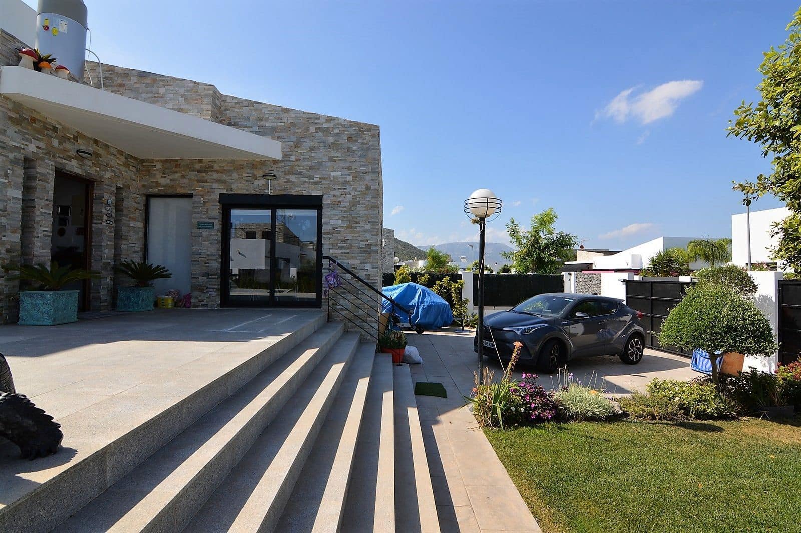 4 soveværelse Villa til salg i Polop med swimmingpool garage - € 895.000 (Ref: 9290990)