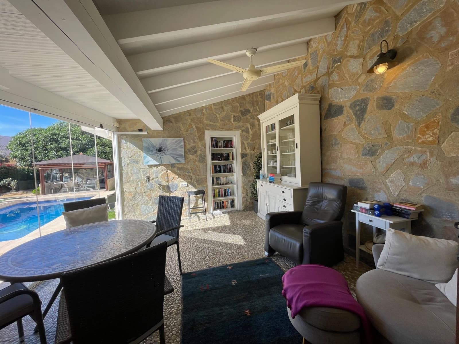 Chalet de 6 habitaciones en Alfaz del Pi / L'Alfàs del Pi en venta con piscina garaje - 1.100.000 € (Ref: 9366954)