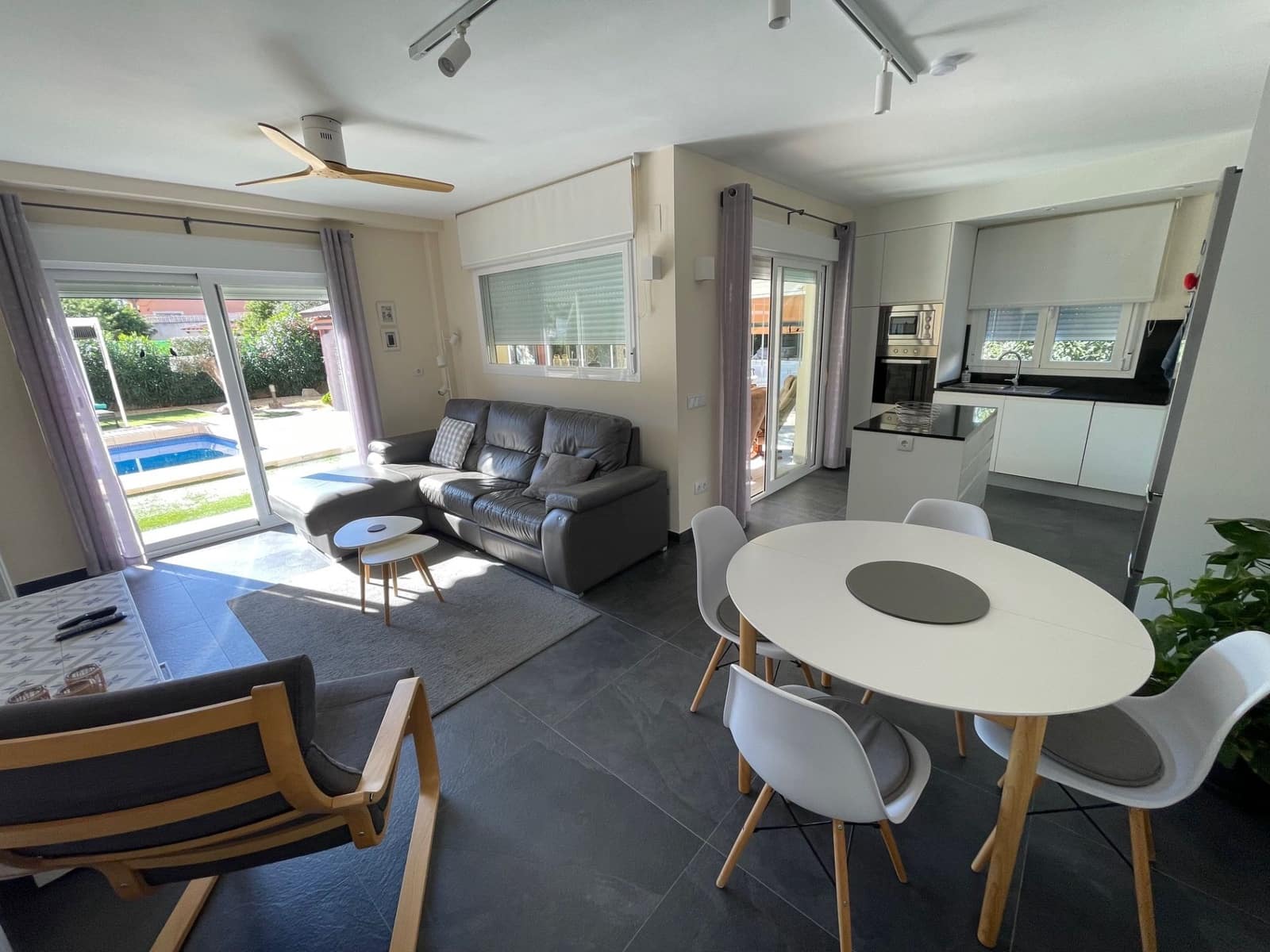 Chalet de 6 habitaciones en Alfaz del Pi / L'Alfàs del Pi en venta con piscina garaje - 1.100.000 € (Ref: 9366954)