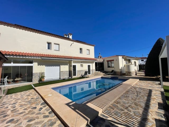 Chalet de 6 habitaciones en Alfaz del Pi / L'Alfàs del Pi en venta con piscina garaje - 1.100.000 € (Ref: 9366954)