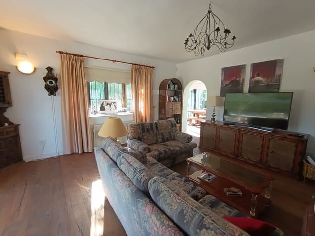 3 soveværelse Villa til salg i Albir, Alfaz del Pi / L'Alfàs del Pi med swimmingpool garage - € 775.000 (Ref: 9378728)