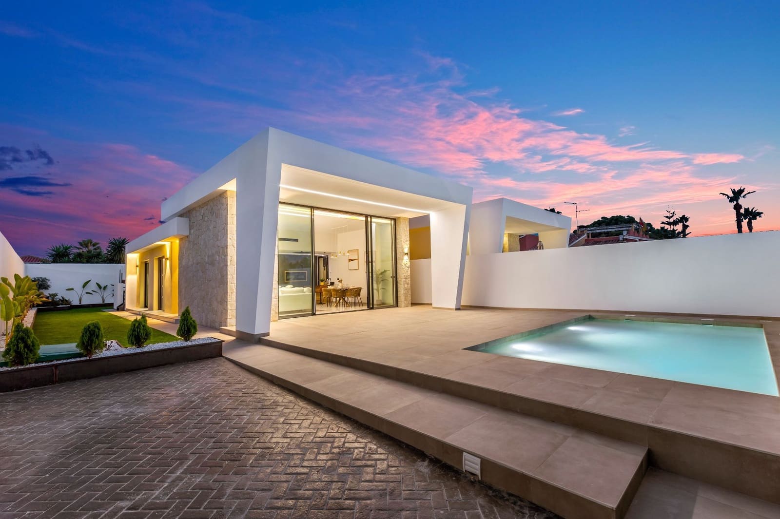 3 Zimmer Villa zu verkaufen in Torrevieja - 700.000 € (Ref: 9421877)