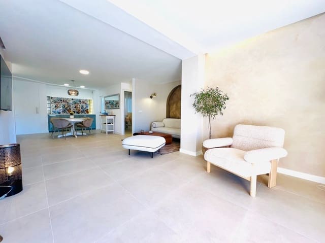 3 bedroom Apartment for sale in Calpe / Calp - € 345,000 (Ref: 9421878)