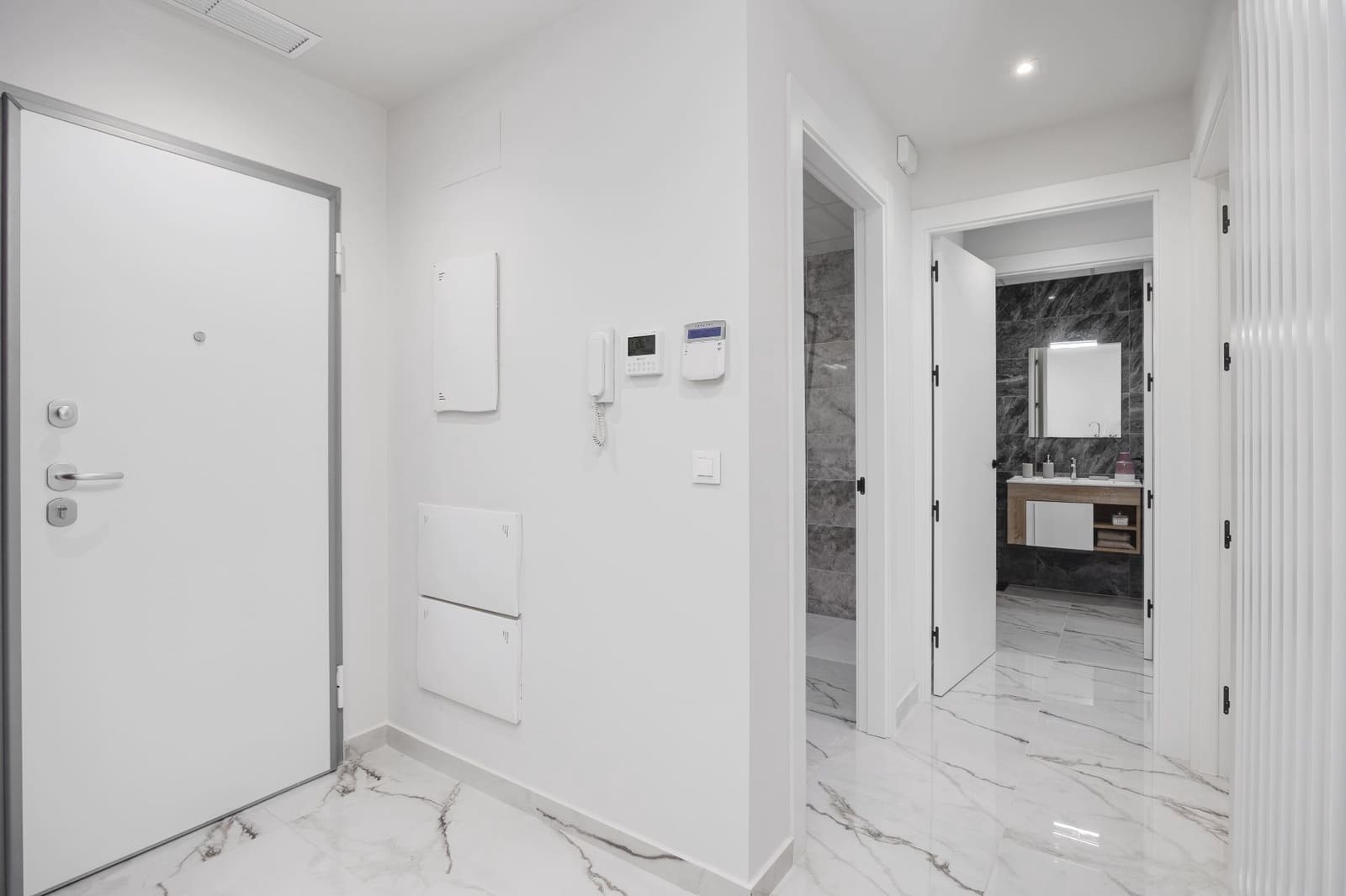 2 bedroom Flat for sale in San Miguel de Salinas with pool garage - € 219,000 (Ref: 9421887)