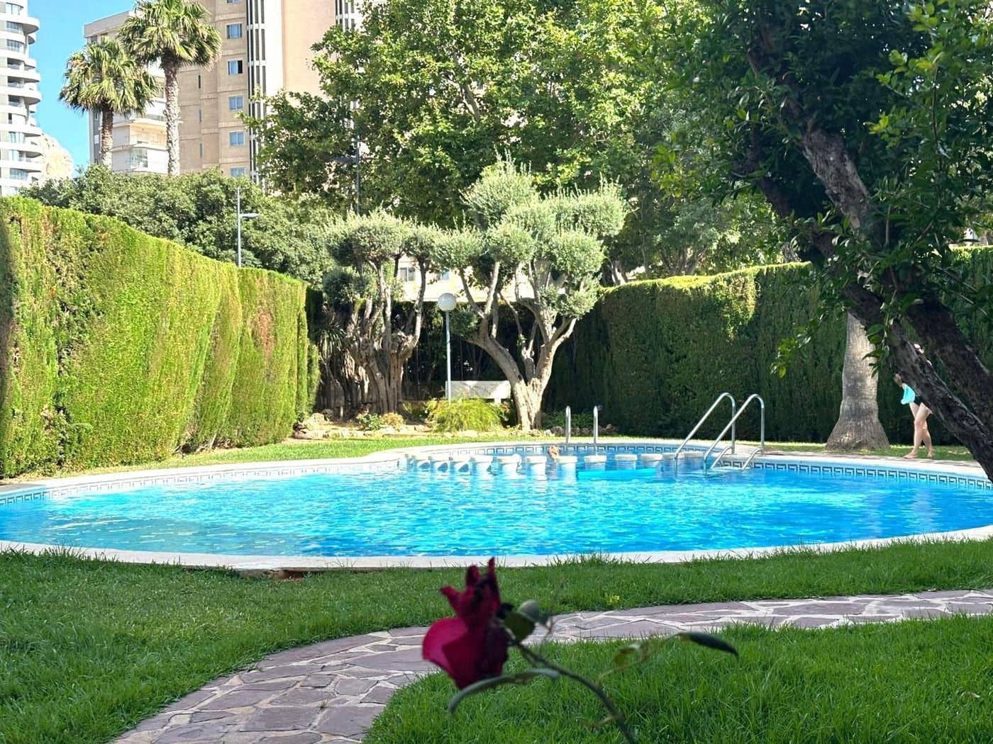 Apartamento de 2 habitaciones en Calpe / Calp en venta con piscina garaje - 350.000 € (Ref: 9430811)