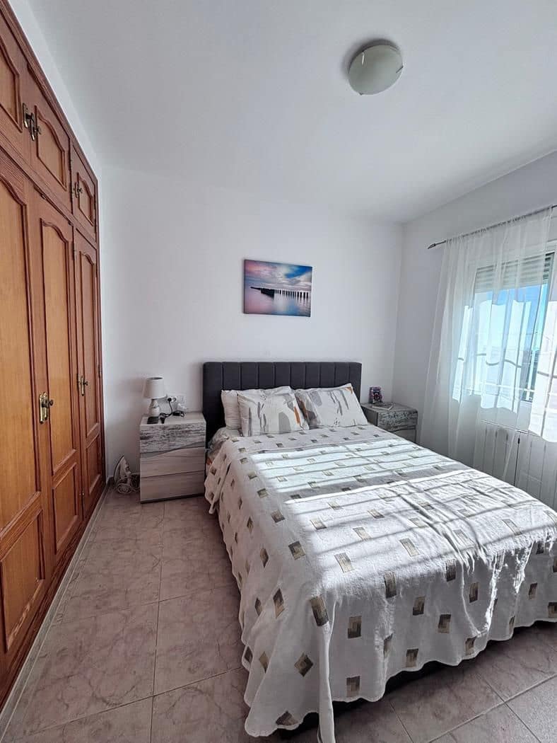Apartamento de 2 habitaciones en Calpe / Calp en venta con piscina garaje - 240.000 € (Ref: 9430813)