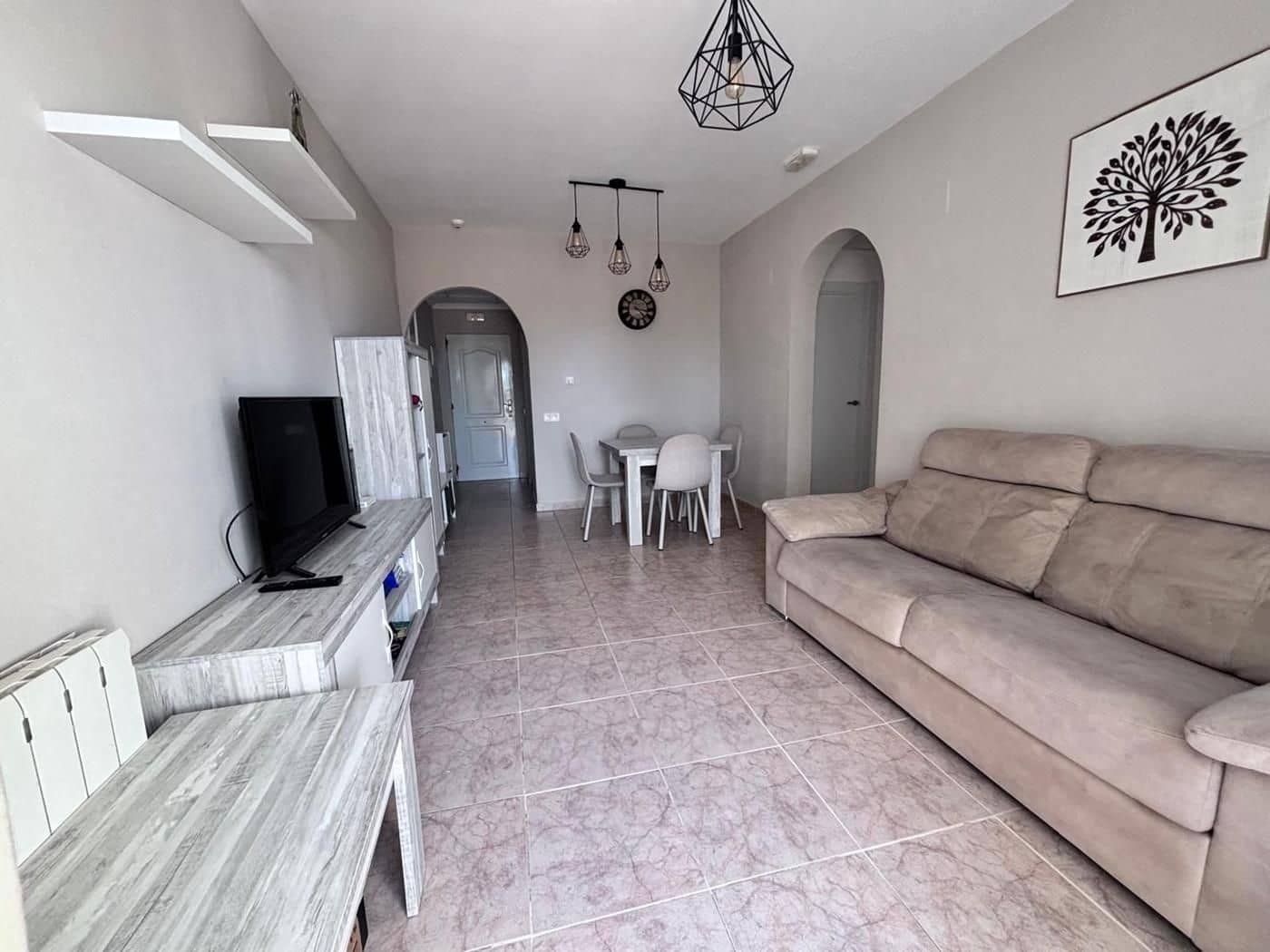 Apartamento de 2 habitaciones en Calpe / Calp en venta con piscina garaje - 240.000 € (Ref: 9430813)