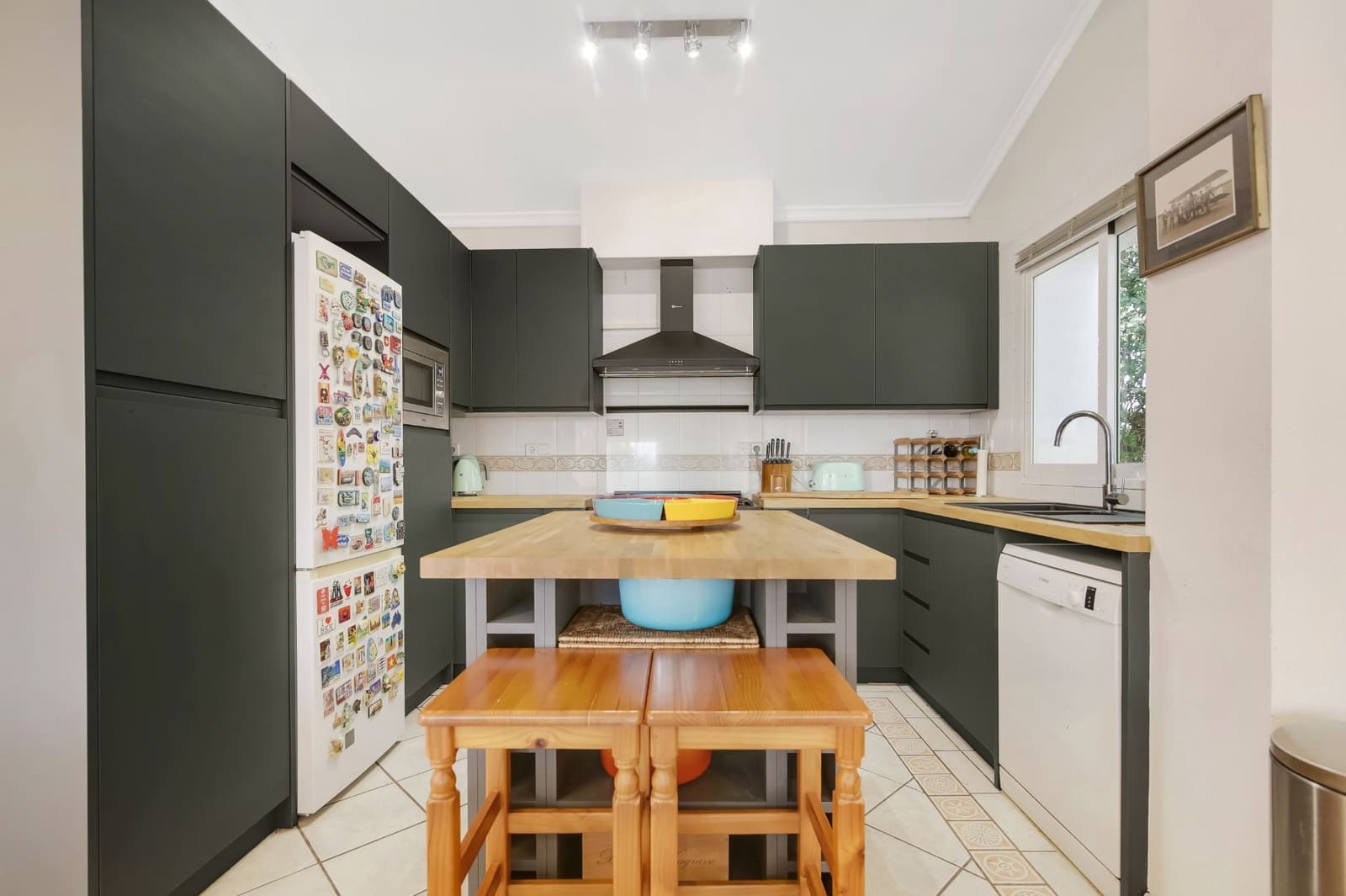 3 makuuhuone Huvila myytävänä paikassa Altea mukana uima-altaan 
autotalli - 725 000 € (Ref: 9439488)