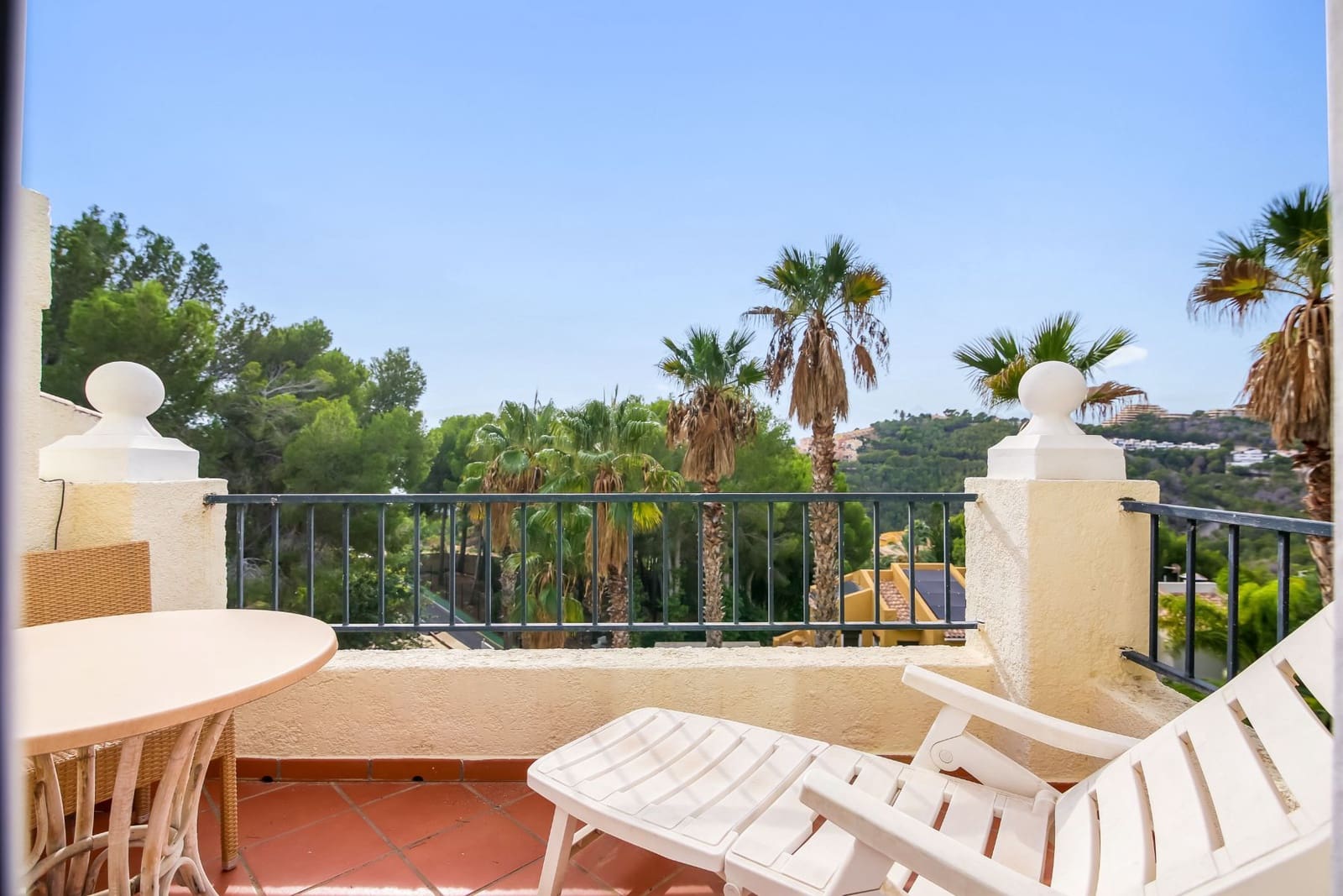 3 makuuhuone Huvila myytävänä paikassa Altea mukana uima-altaan 
autotalli - 725 000 € (Ref: 9439488)