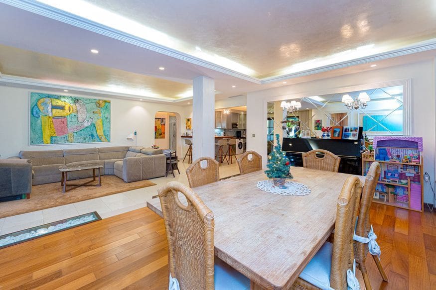 3 bedroom Apartment for sale in Altea with pool garage - € 695,000 (Ref: 9439489)