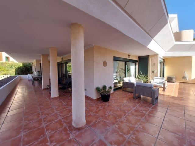 2 soveværelse Lejlighed til salg i Altea med swimmingpool garage - € 329.000 (Ref: 9439490)