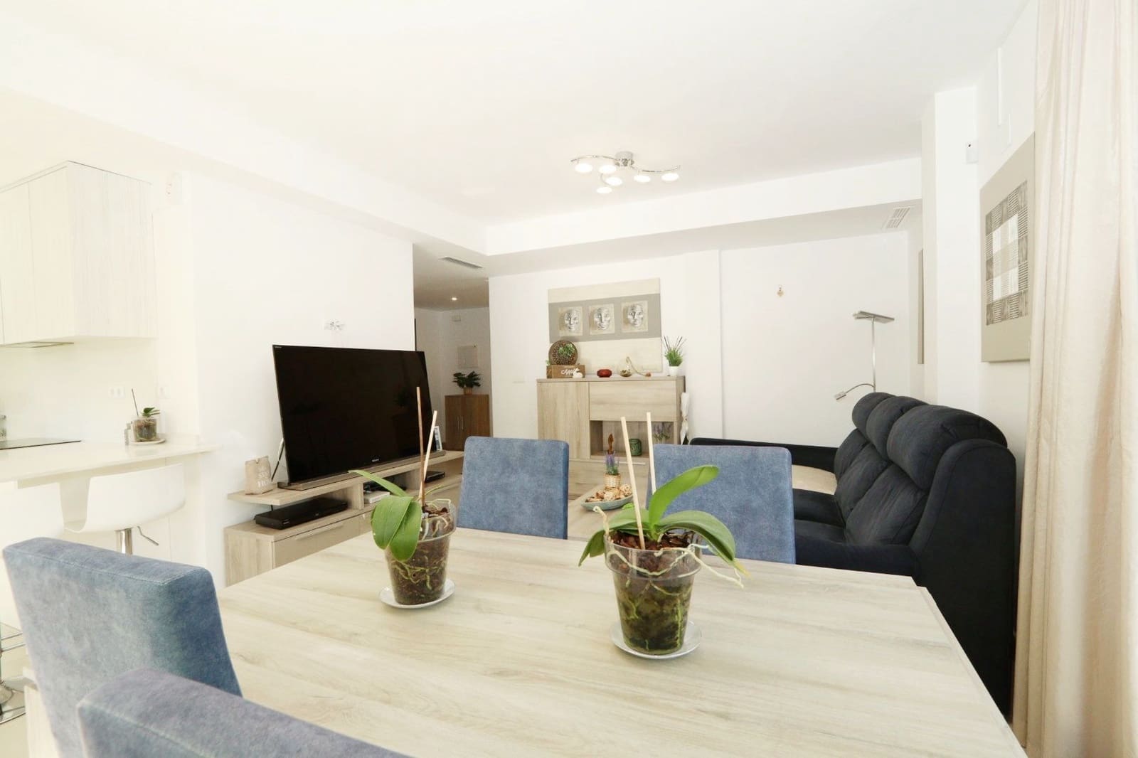 Chalet de 3 habitaciones en La Nucia en venta con piscina garaje - 585.000 € (Ref: 9451642)