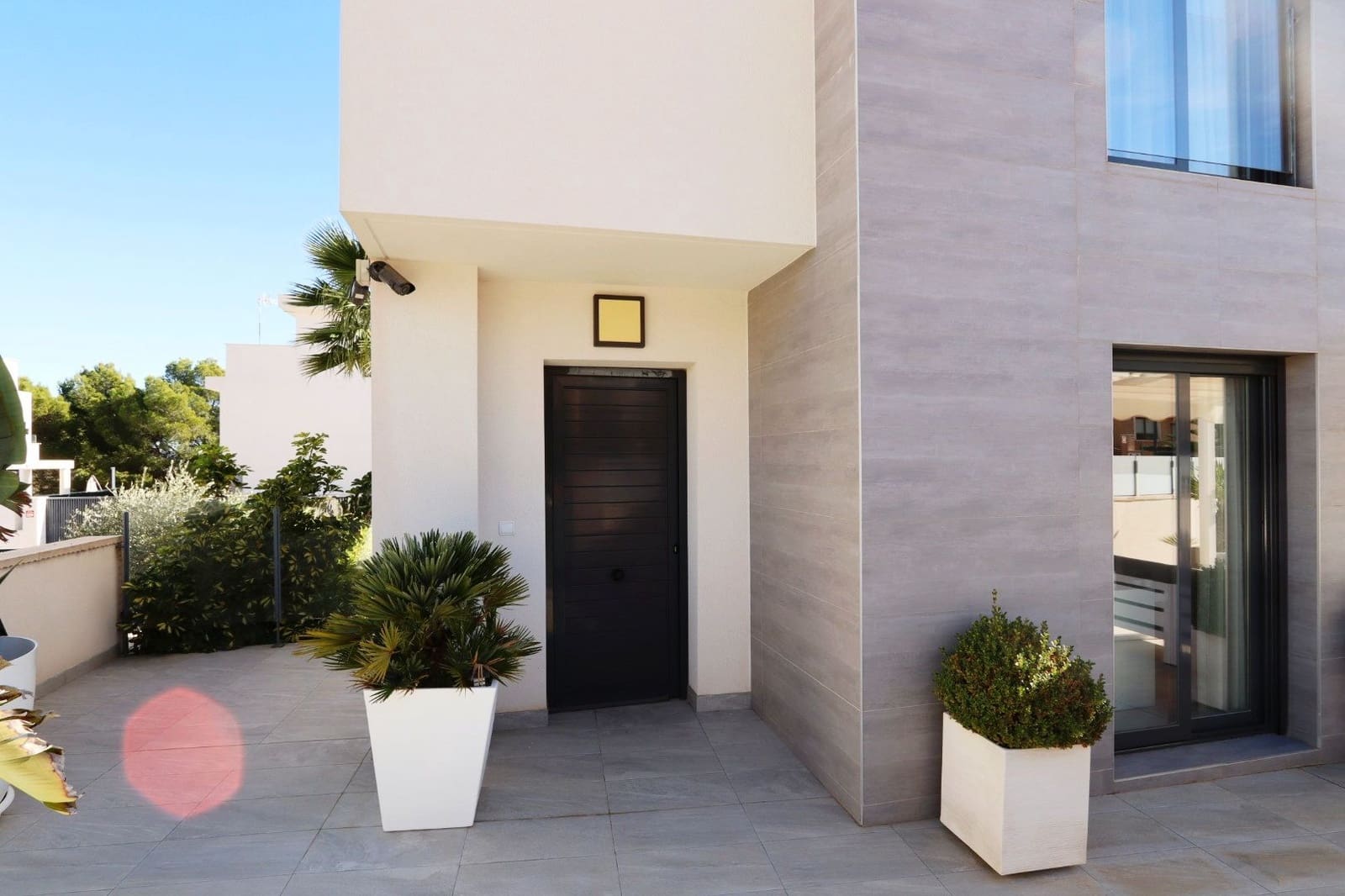 Chalet de 3 habitaciones en La Nucia en venta con piscina garaje - 585.000 € (Ref: 9451642)