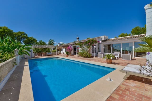 Chalet de 5 habitaciones en Altea en venta con piscina garaje - 1.690.000 € (Ref: 9474677)