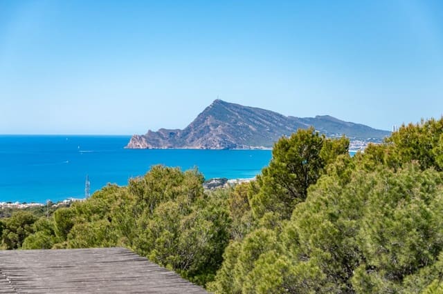 5 makuuhuone Huvila myytävänä paikassa Altea mukana uima-altaan 
autotalli - 4 950 000 € (Ref: 9560913)