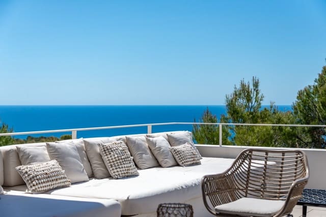 5 makuuhuone Huvila myytävänä paikassa Altea mukana uima-altaan 
autotalli - 4 950 000 € (Ref: 9560913)