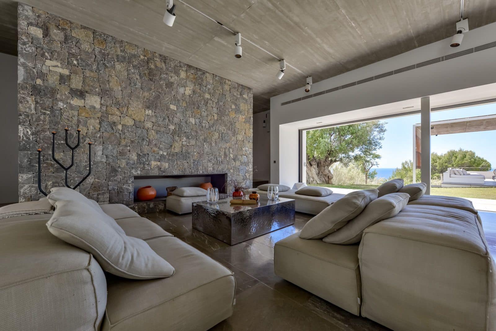 5 makuuhuone Huvila myytävänä paikassa Altea mukana uima-altaan 
autotalli - 4 950 000 € (Ref: 9560913)