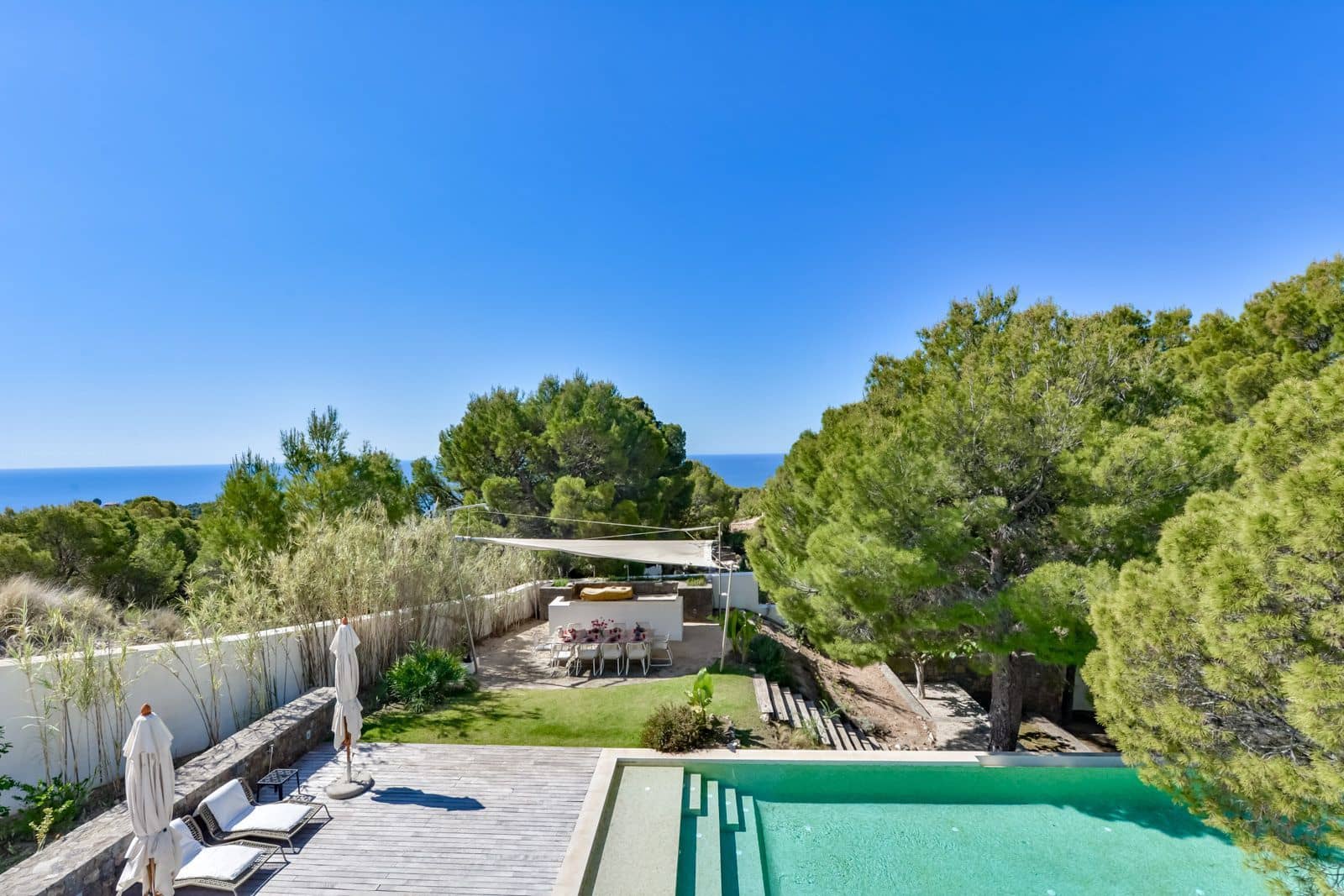 5 makuuhuone Huvila myytävänä paikassa Altea mukana uima-altaan 
autotalli - 4 950 000 € (Ref: 9560913)