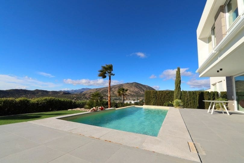 3 chambre Villa/Maison à vendre à Finestrat avec piscine garage - 1 100 000 € (Ref: 9568030)