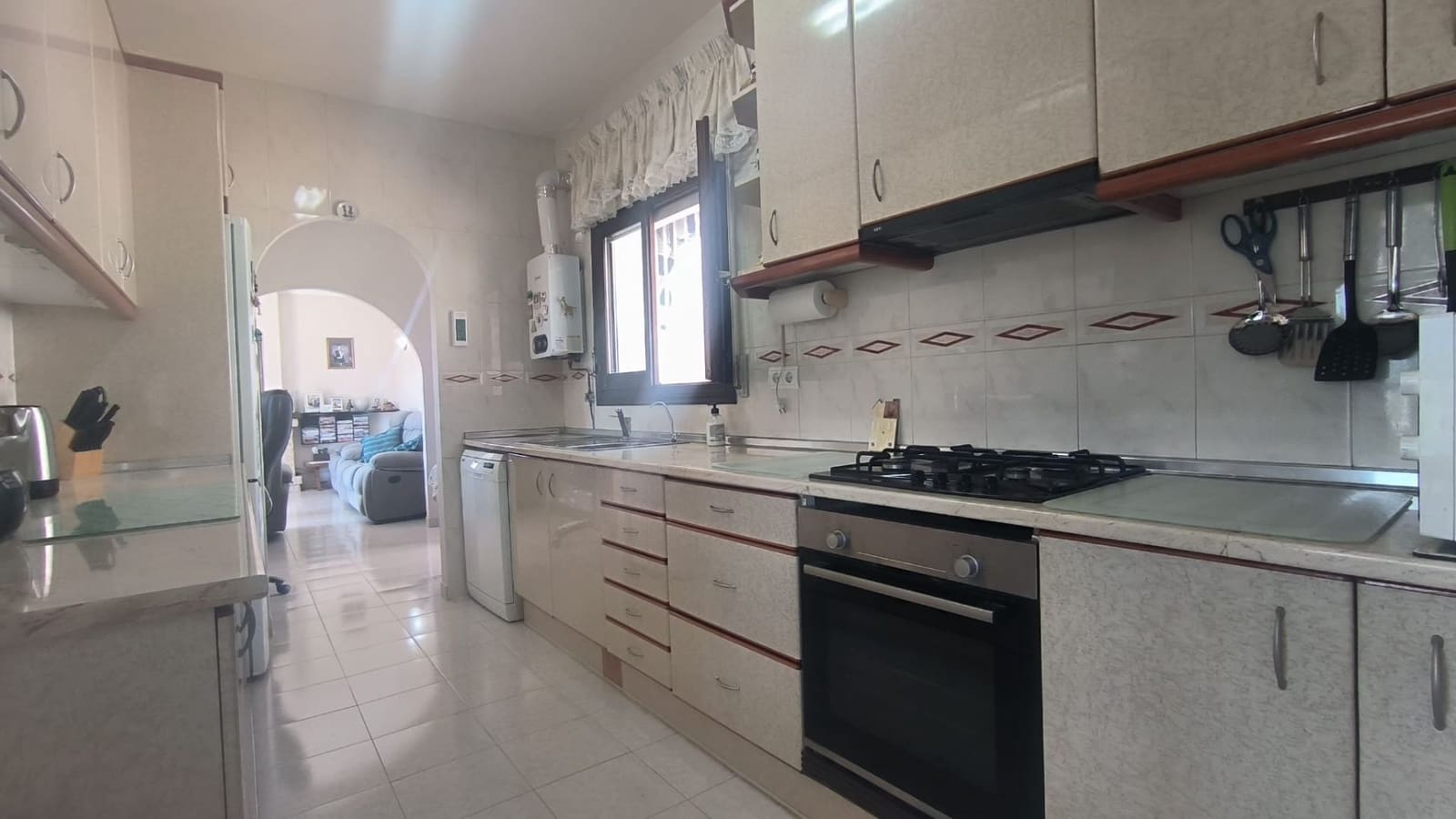 3 bedroom Villa for sale in Callosa d'En Sarria with pool garage - € 359,000 (Ref: 9610815)