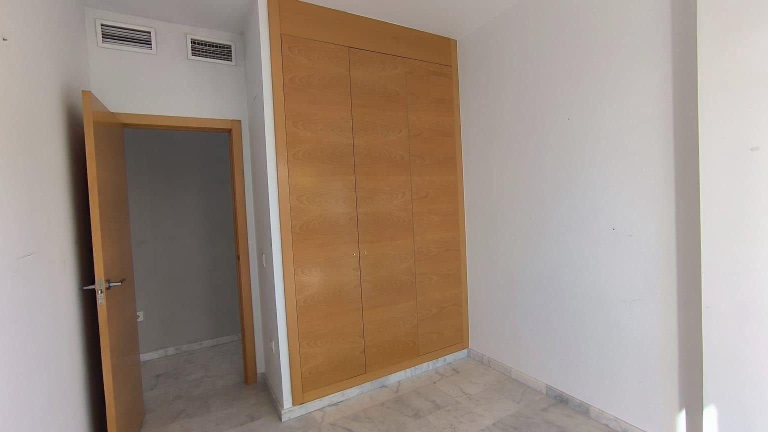 Chalet de 3 habitaciones en Polop en venta con piscina garaje - 435.000 € (Ref: 9610816)