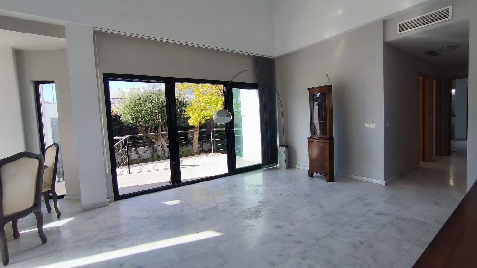 Chalet de 3 habitaciones en Polop en venta con piscina garaje - 435.000 € (Ref: 9610816)