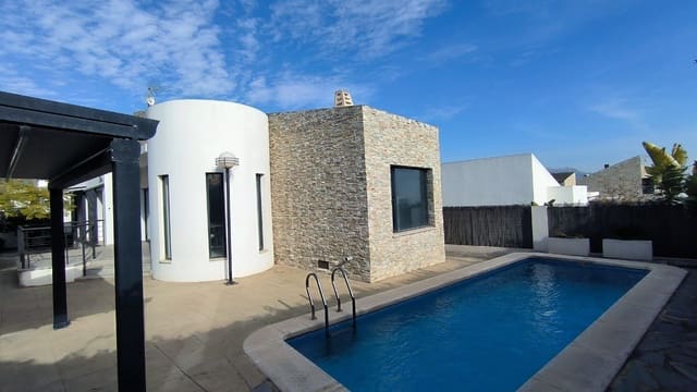 Chalet de 3 habitaciones en Polop en venta con piscina garaje - 435.000 € (Ref: 9610816)