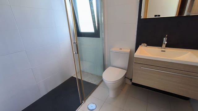 Chalet de 3 habitaciones en Polop en venta con piscina garaje - 435.000 € (Ref: 9610816)