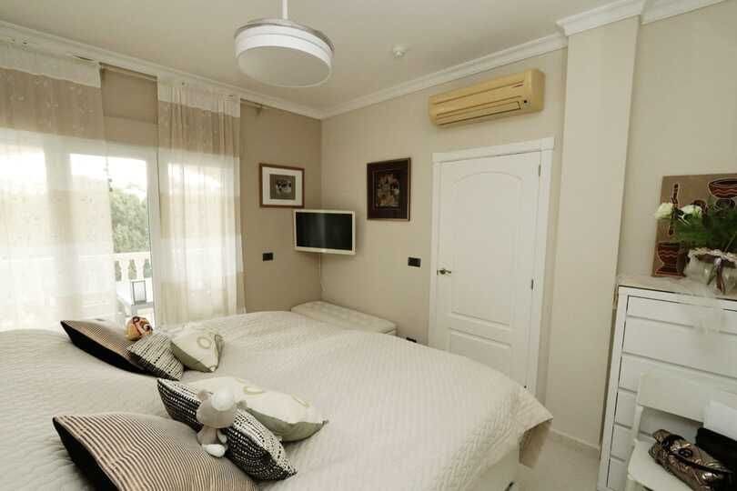 2 bedroom Apartment for sale in Benissa with pool - € 329,000 (Ref: 9673825)