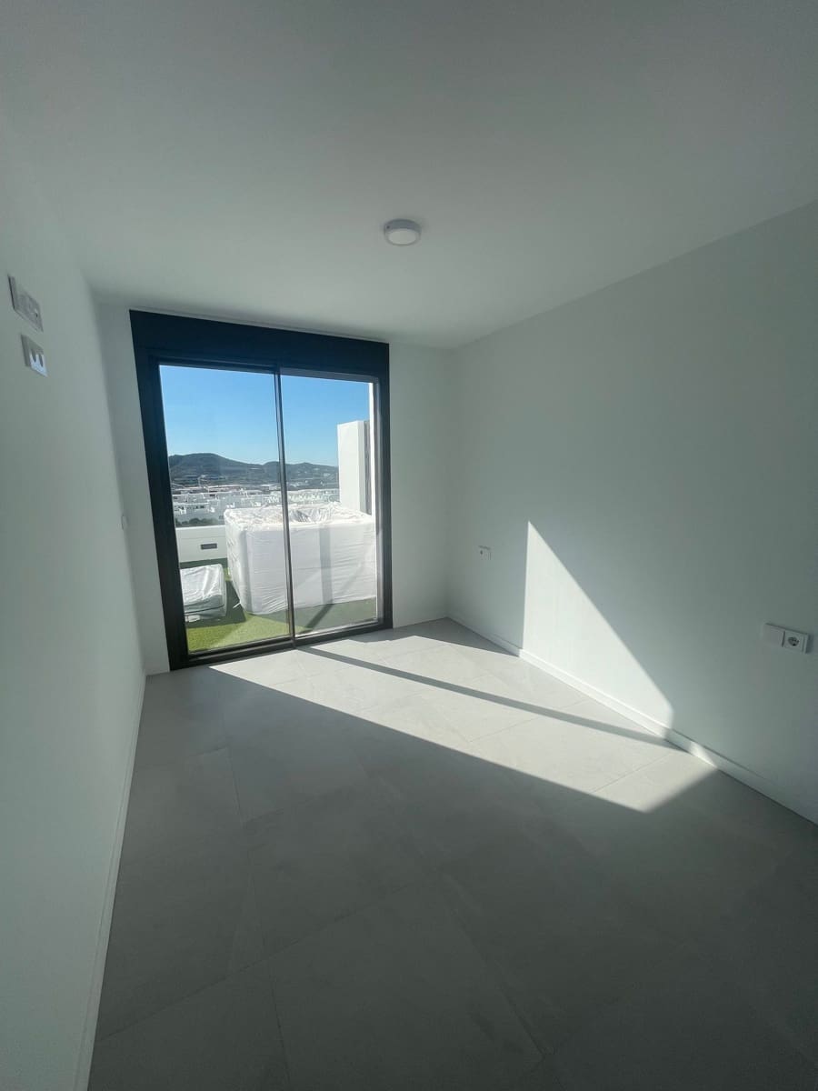 2 soveværelse Lejlighed til salg i Finestrat med swimmingpool garage - € 425.000 (Ref: 9711090)