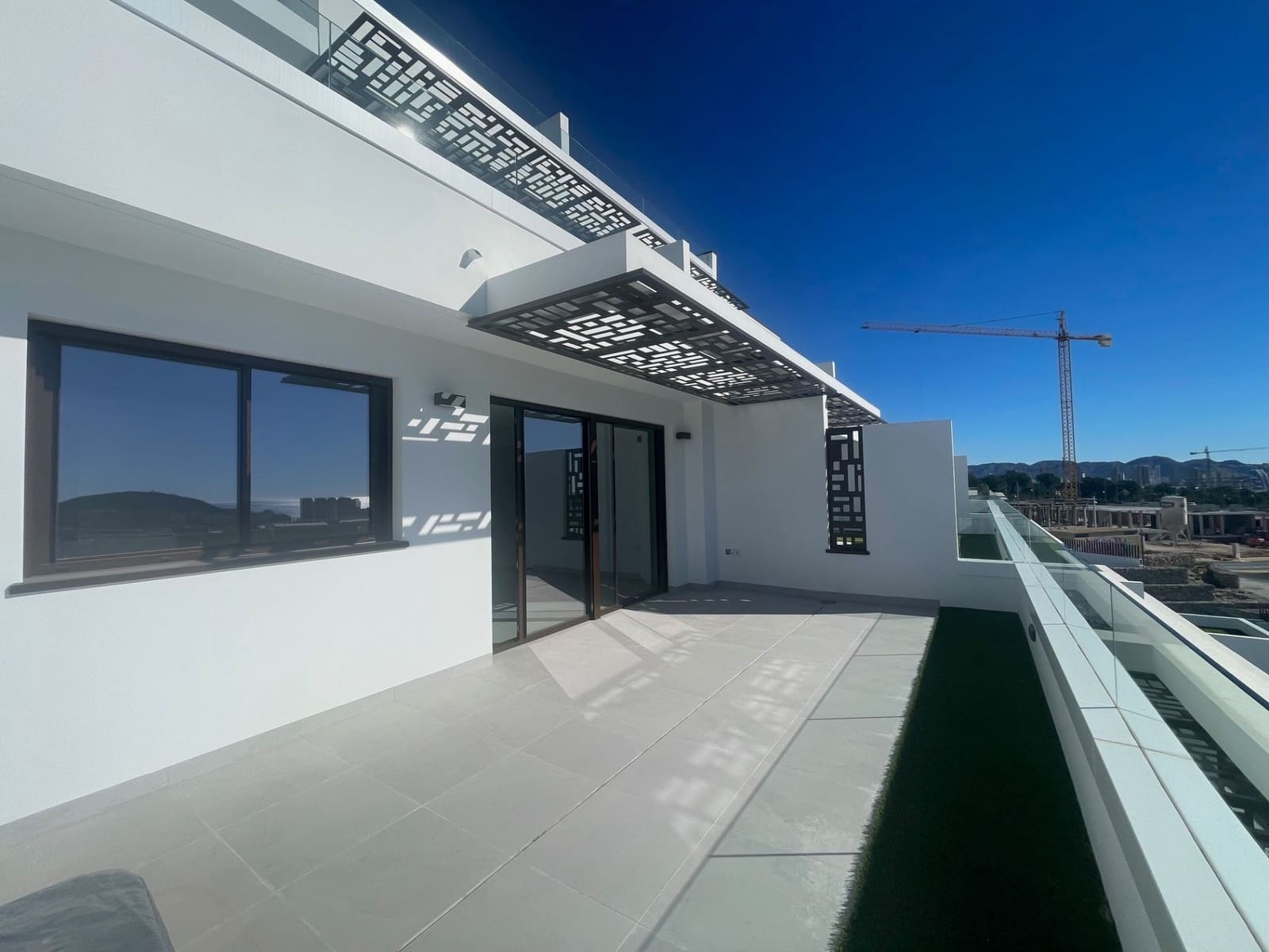 2 soveværelse Lejlighed til salg i Finestrat med swimmingpool garage - € 425.000 (Ref: 9711090)