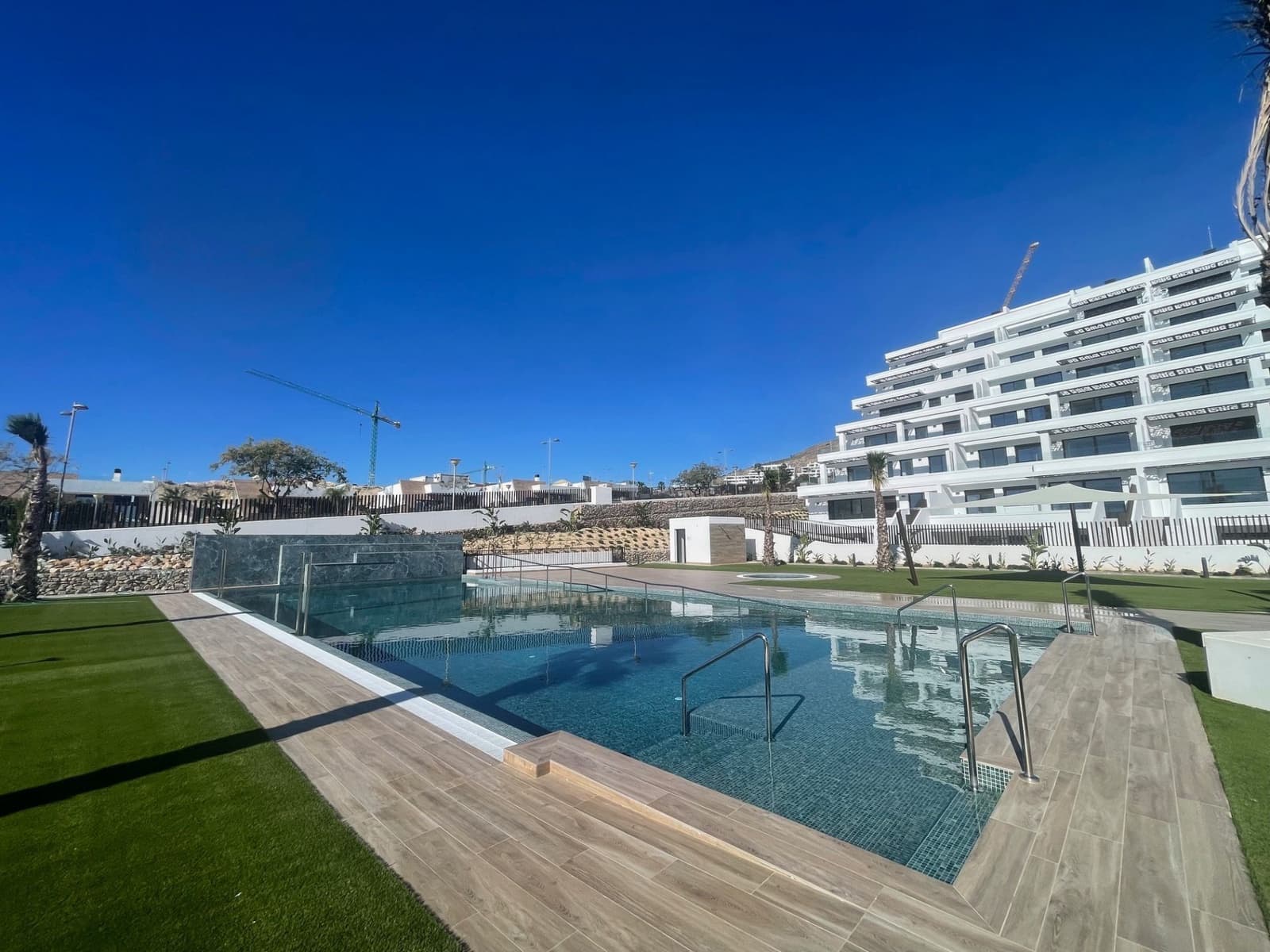 2 soveværelse Lejlighed til salg i Finestrat med swimmingpool garage - € 425.000 (Ref: 9711090)