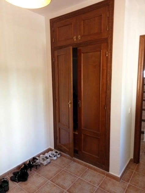 3 bedroom Villa for sale in Altea with pool garage - € 450,000 (Ref: 9731665)