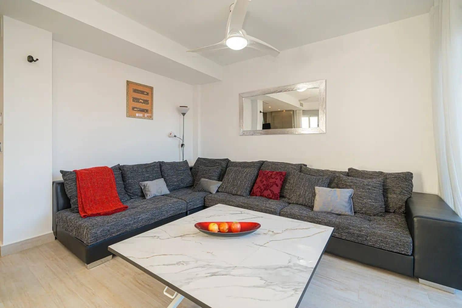 4 slaapkamer Villa te koop in Finestrat met zwembad garage - € 675.000 (Ref: 9737973)