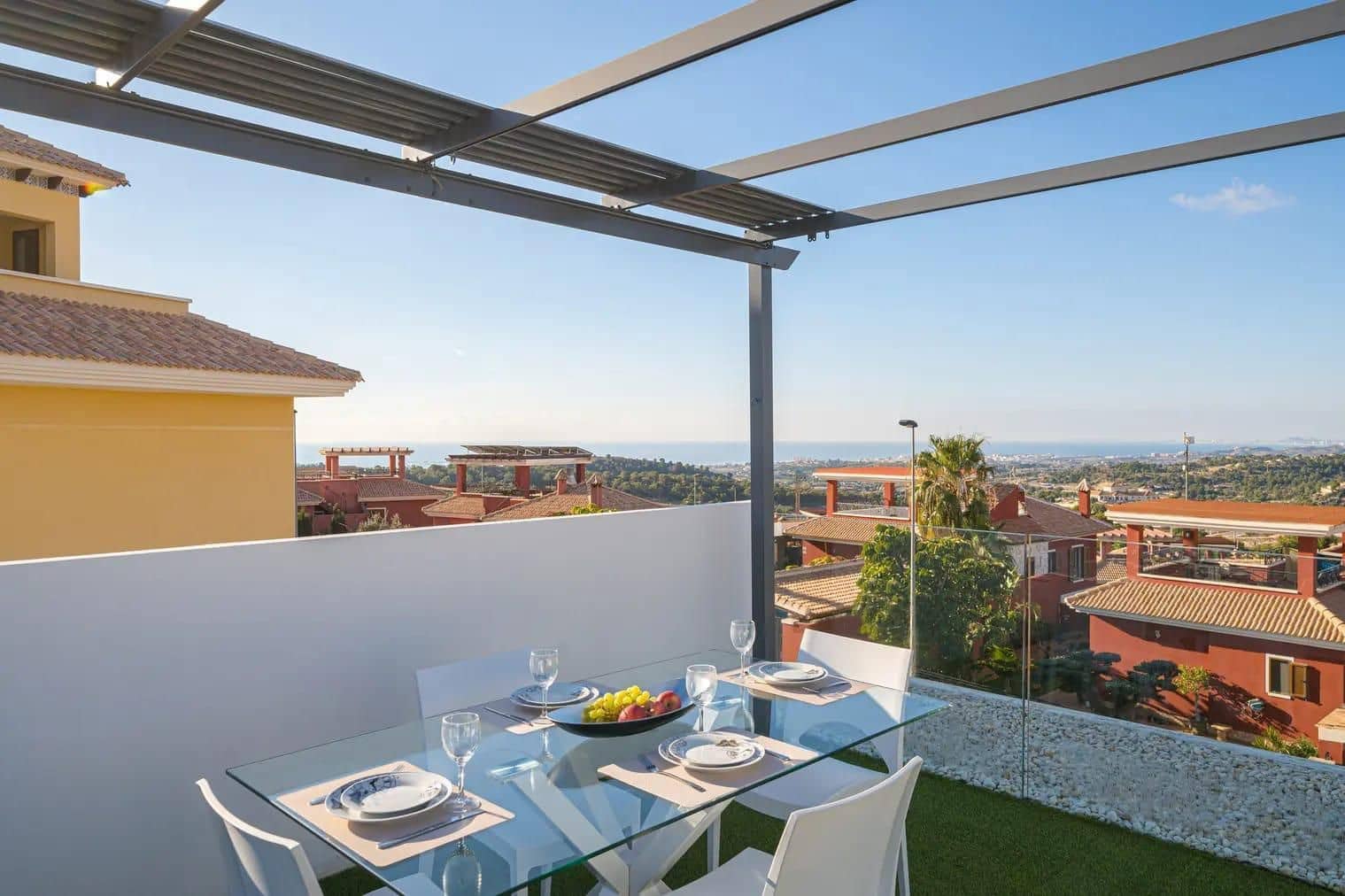 4 slaapkamer Villa te koop in Finestrat met zwembad garage - € 675.000 (Ref: 9737973)