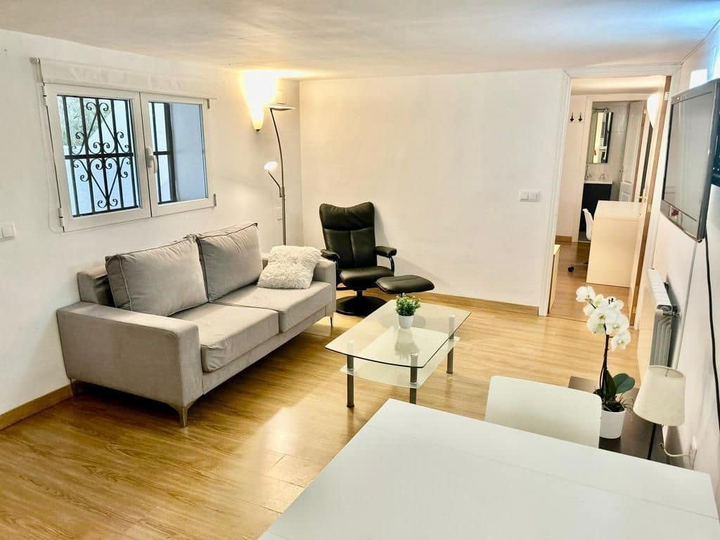 4 slaapkamer Villa te koop in La Nucia met zwembad garage - € 575.000 (Ref: 9803913)